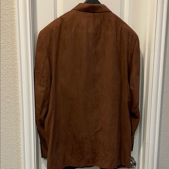 Elegant Brown Faux Suede Men's Blazer - Picture 4 of 7